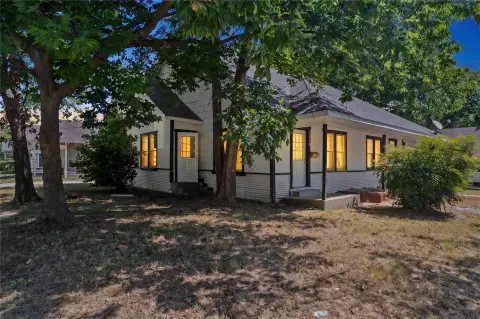 Duplex with Private Entrances