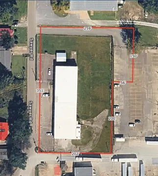 Industrial Warehouse with Paved Yard