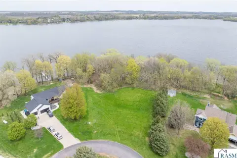 Spacious Madison Lake Residential Lot