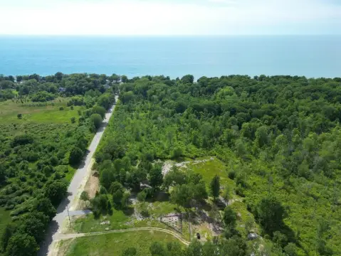 Saugatuck Land Near Lake Michigan