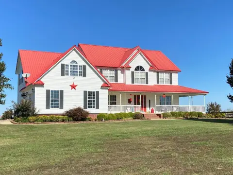 Maynard AR Farm and Estate