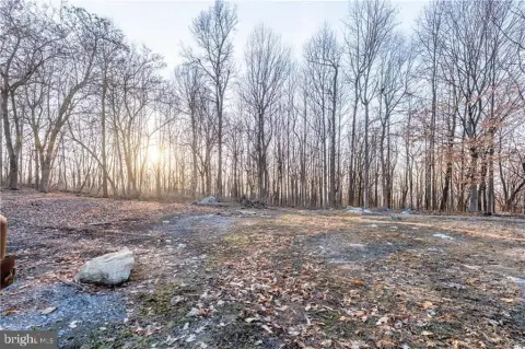 Secluded Lot with Oversized Garage