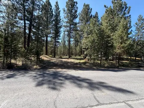 Residential Lot Near Deschutes River