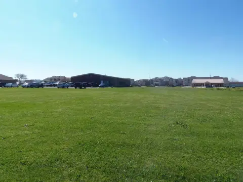 Commercial Land