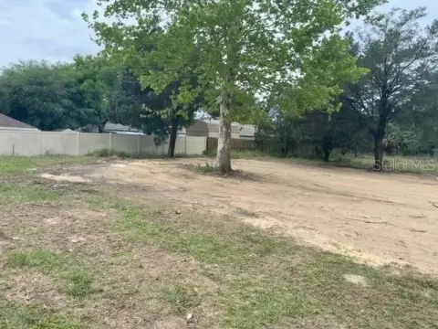 Half-Acre Lot in Eustis, FL