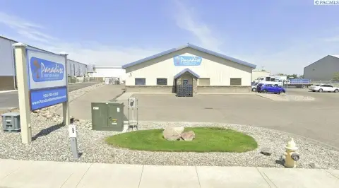 Flex Space with Two Buildings