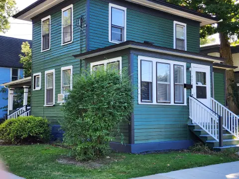 Remodeled Duplex with Garage