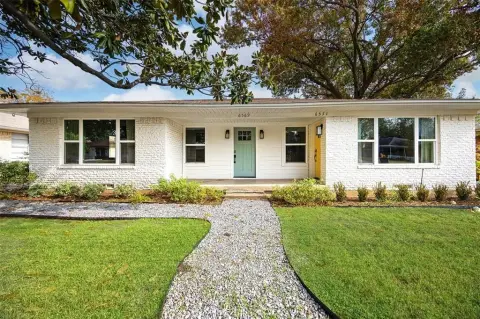 Updated Duplex in Lakewood