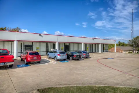 Strip Mall With Endcap Space