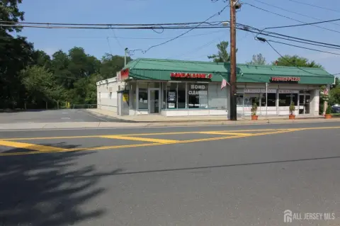 Two-Tenant Shopping Center