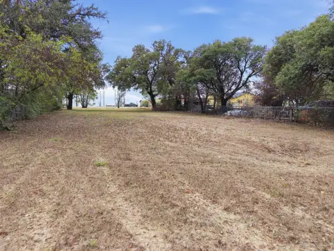 C-1 Commercial Land