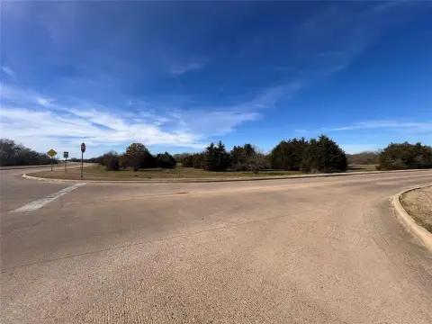 Commercial Corner Lot in Kaufman