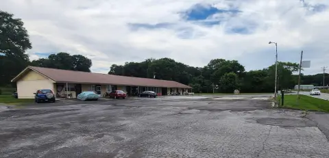 Mixed-Use Retail and Apartments
