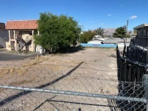 Las Vegas Multifamily Zoned Land