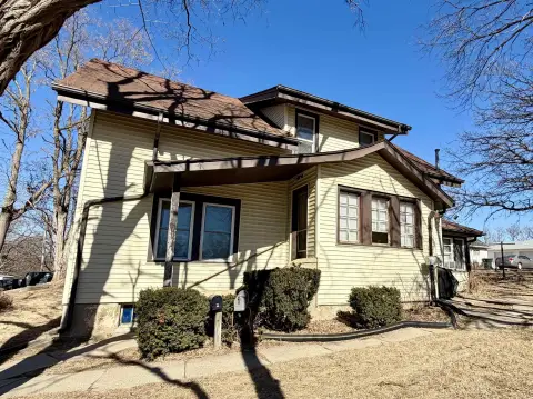 Updated Triplex in Sioux City