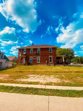 Sioux City Triplex For Sale