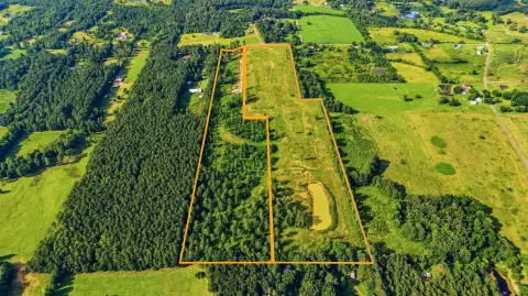 Level Pasture Farmland Tract