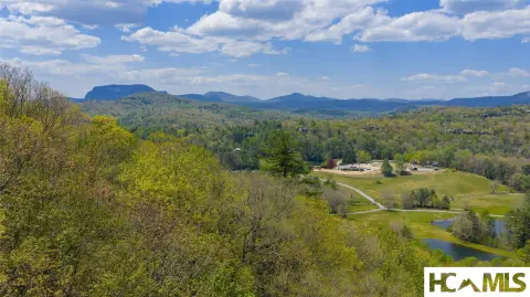 Estate Homesite with Mountain Views