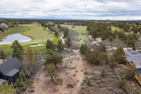 Pronghorn Resort Living Land