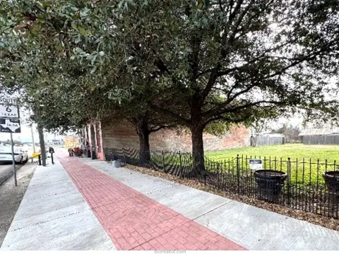 Commercial Lots on Historic Main