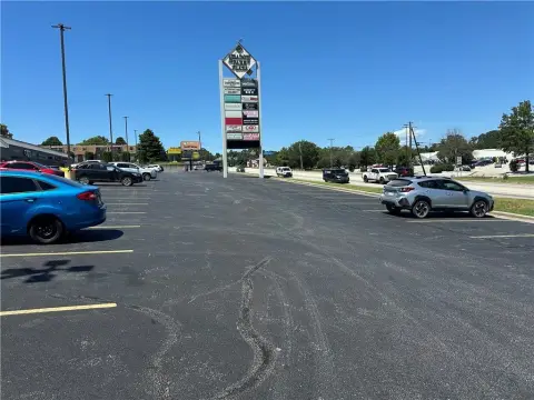 Commercial Plaza Outlot