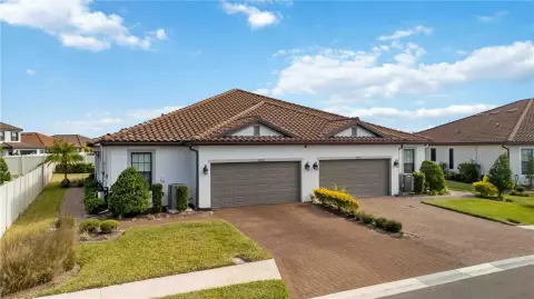 Hurricane-Hardened Duplex Home