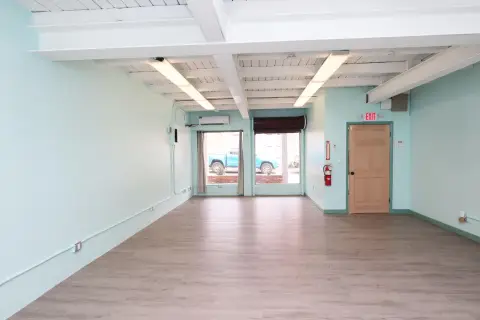 Flexible Storefront Retail Space