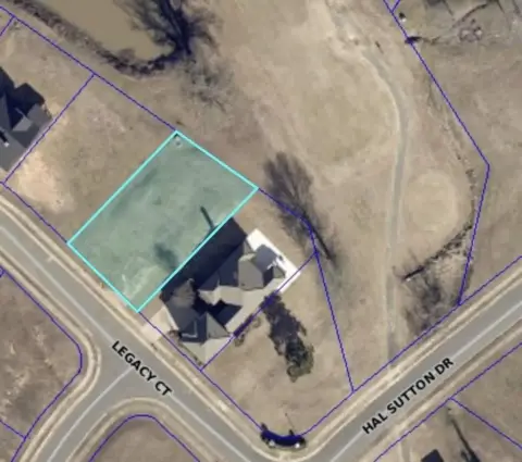 Residential Land in Olde Oaks