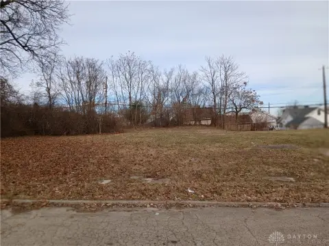 Residential Land in Dayton, OH