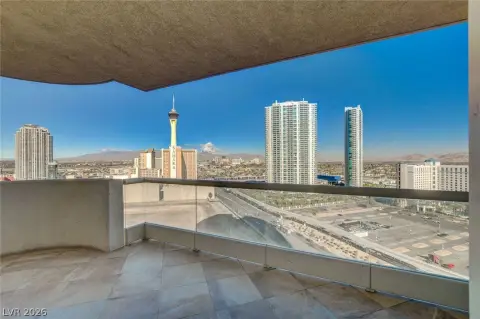 Turnberry Place High-Rise Condo