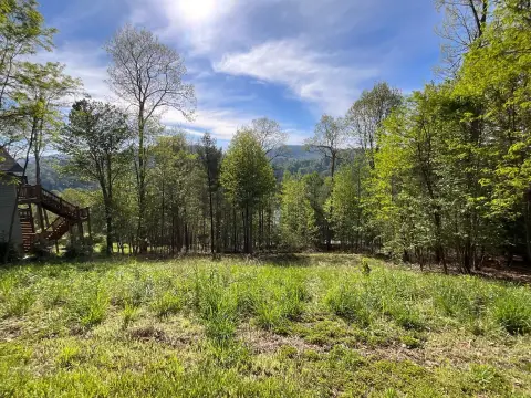 Two-Parcel Lot with Mountain Views