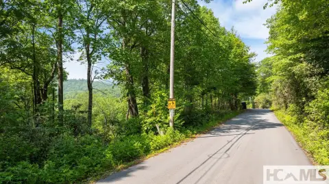 Highlands Land: Prime Estate Opportunity