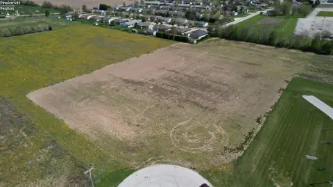 Commercial Land at Cul-de-Sac