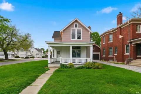 Updated Fourplex in Fort Wayne