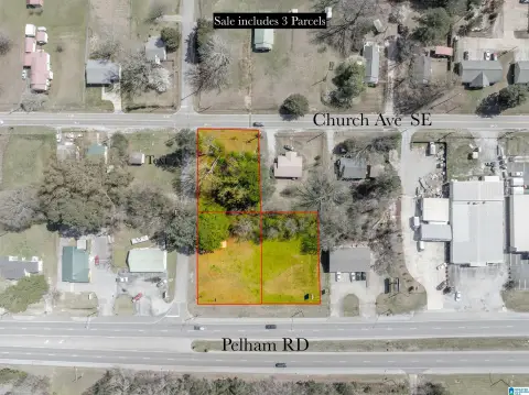 Jacksonville Land on Busy Road