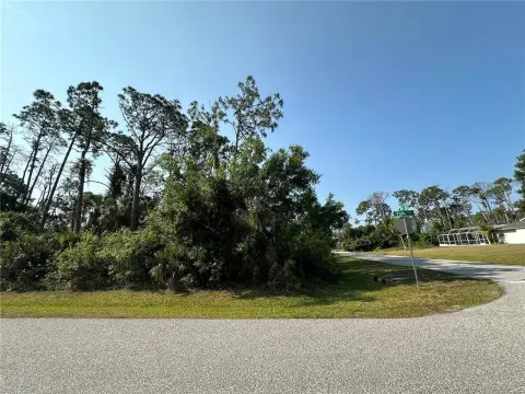 Oversized Corner Lot Ready