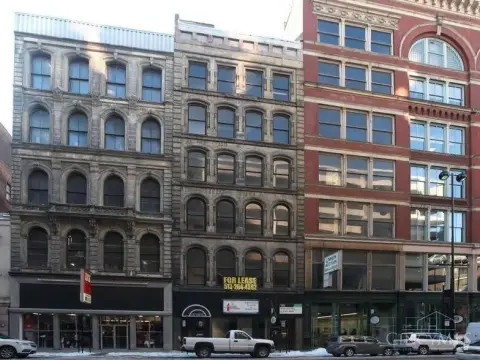Multi-Story Mixed-Use Office Space