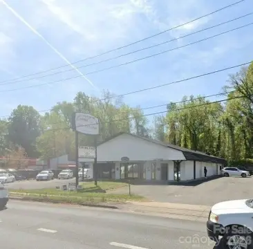 Multi-Tenant NNN Property