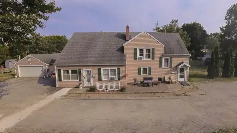 Triplex with Fenced Lot