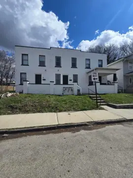 Renovated 3-Unit Triplex