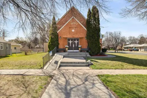 Brick Chapel with Gathering Space