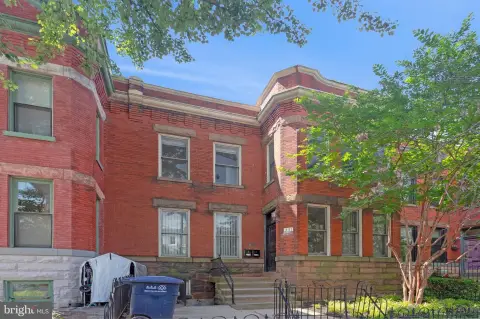 Victorian Duplex with Central Air