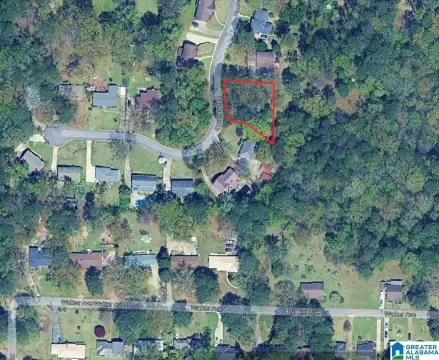 Residential Lot in Established Neighborhood