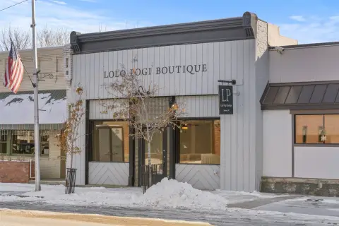 Storefront with Office Suites