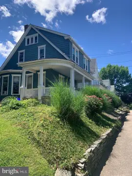Craftsman Two-Unit Residential Income