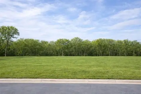 Estate Homesite in Gated Community