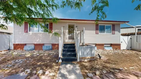 Remodeled Duplex With Detached Garage