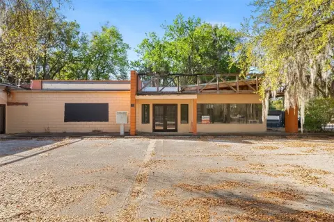 Gainesville Mixed-Use Restaurant Opportunity