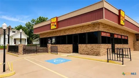 Corner Restaurant Property with Commercial Kitchen