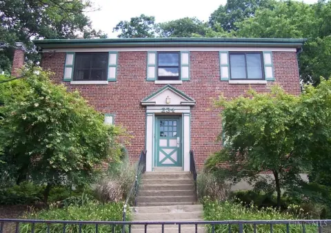 5-Unit Apartment Building with Garage